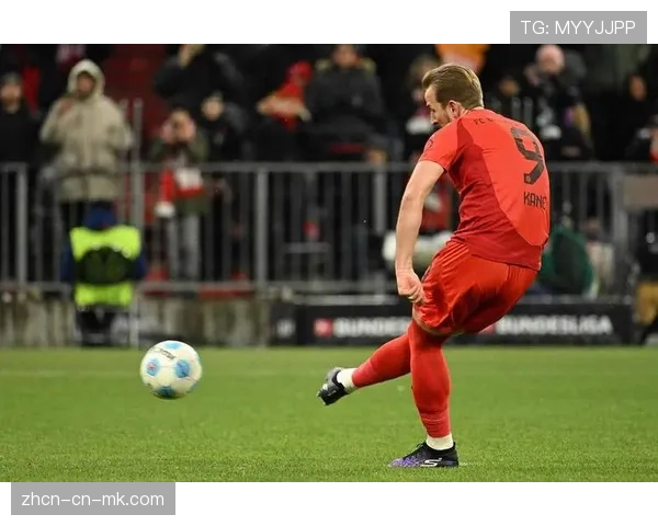 拜仁慕尼黑3-1逆转法兰克福，凯恩点射破门终结三轮不胜