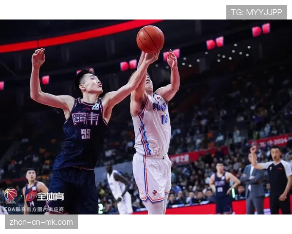 三节战报：福建浔兴单节轰出42分，将分差缩小至5分